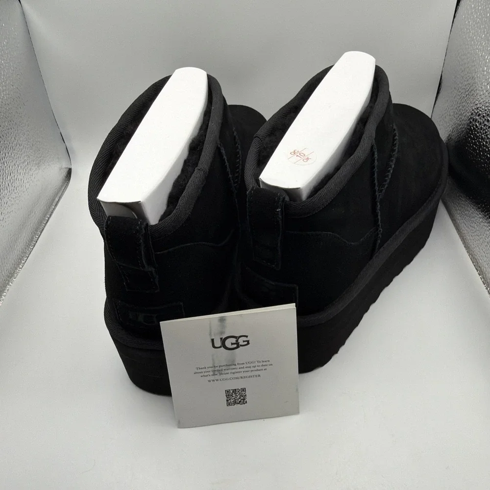 UGG Classic Ultra Mini Platform Women's Boot  Black‎ Size 10 NIB Authentic